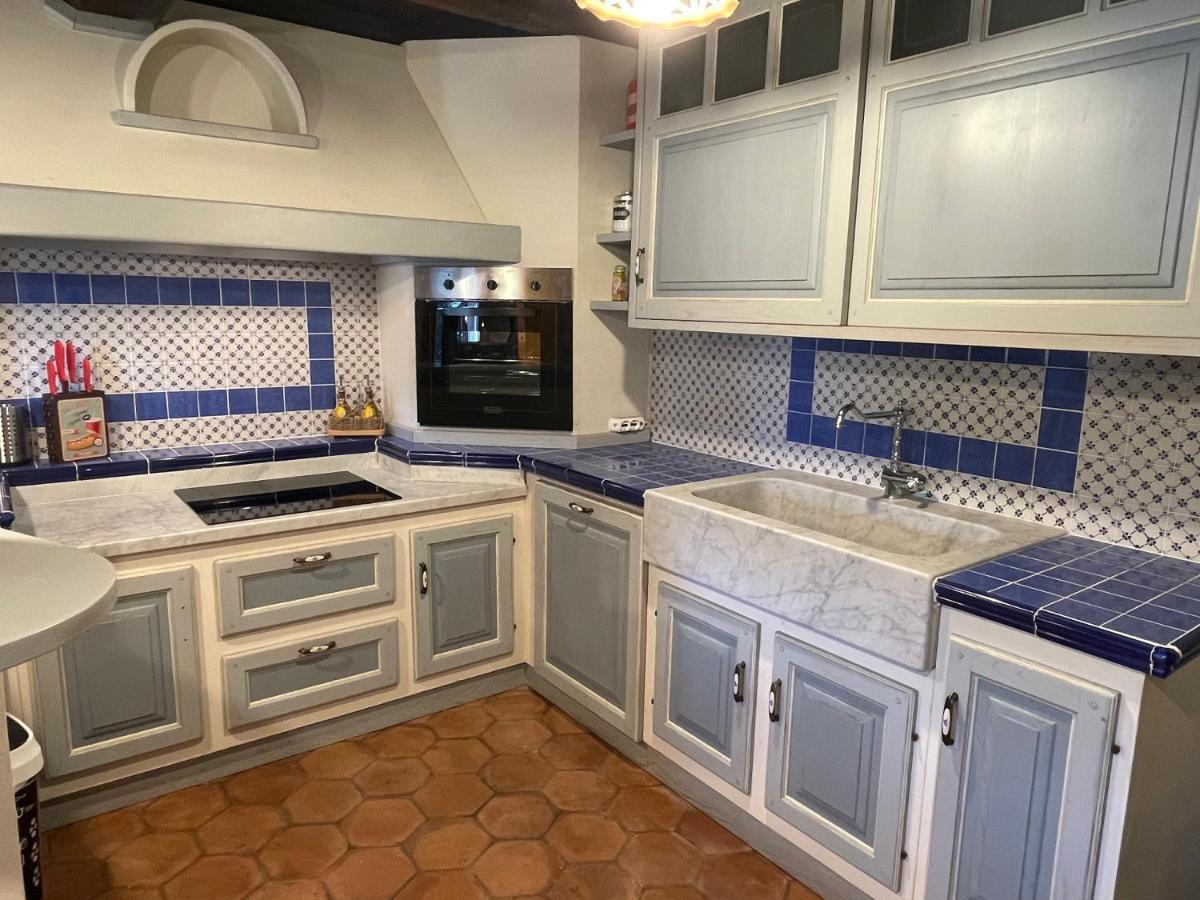 Shaleo Holiday Home Marliana Bagian luar foto
